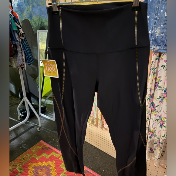 lululemon athletica Pants - Lululemon align leggings size 6